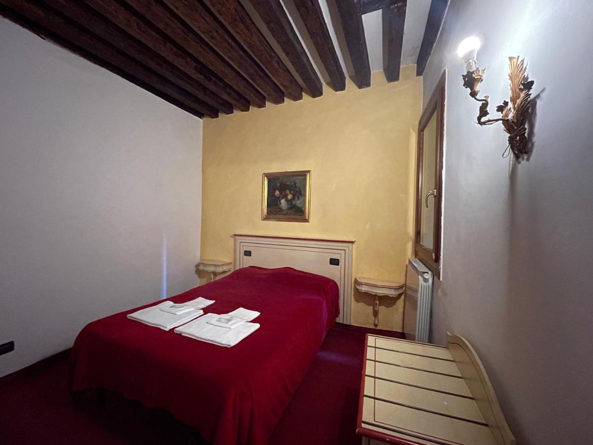 Ai Boteri Hostel Venice Ngoại thất bức ảnh