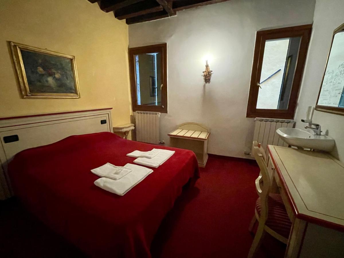 Ai Boteri Hostel Venice Ngoại thất bức ảnh
