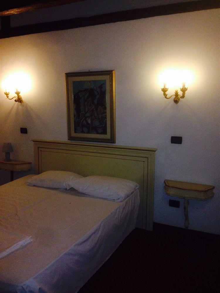 Ai Boteri Hostel Venice Ngoại thất bức ảnh