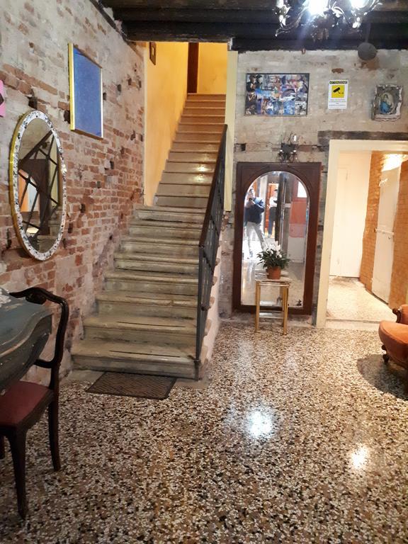 Ai Boteri Hostel Venice Ngoại thất bức ảnh