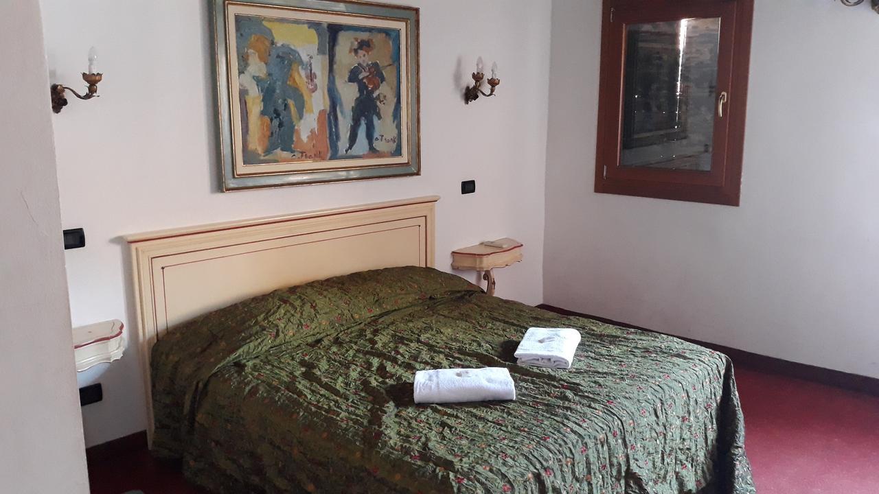 Ai Boteri Hostel Venice Ngoại thất bức ảnh